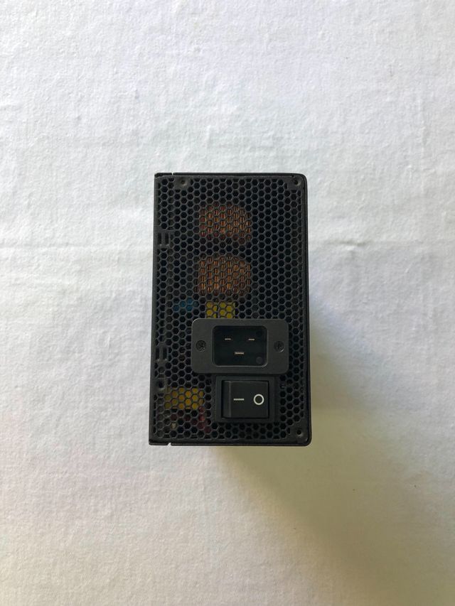 Fuente de alimentación EVGA Supernova 1600 G2