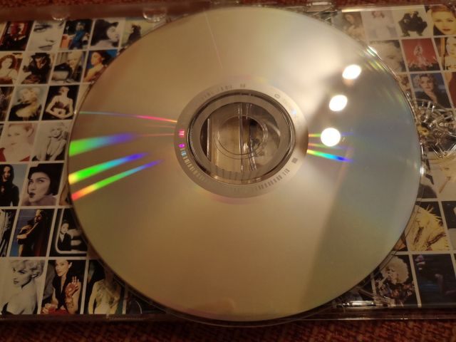 Madonna GHV2 CD