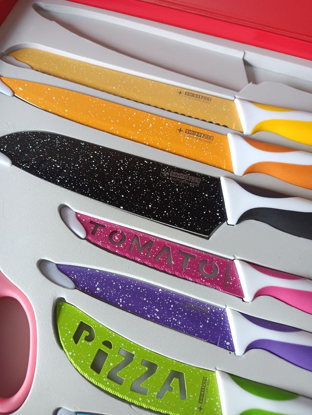 Nuovo set di coltelli