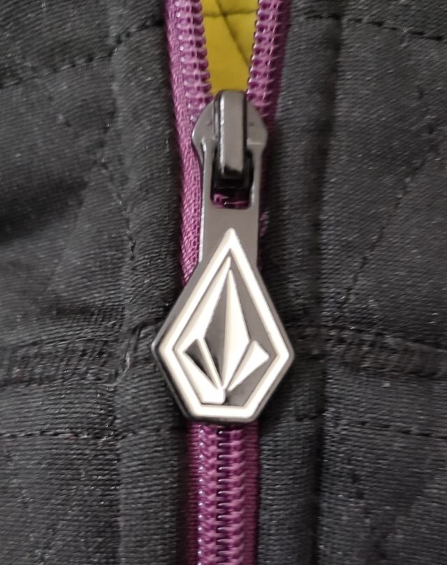 Volcom abrigo cazadora mujer. Precioso