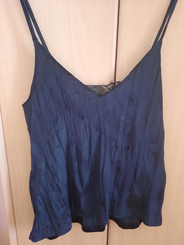 Blusa terciopelo Stradivarius talla S