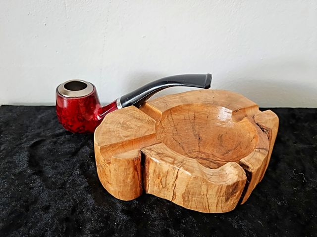 cenicero de madera de olivo