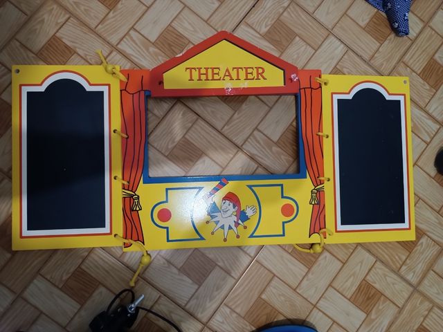 Teatro de titeres antiguo