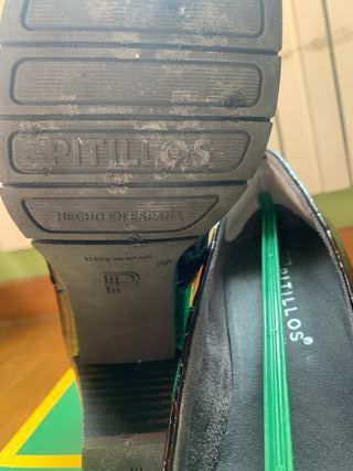 Zapatos en charol