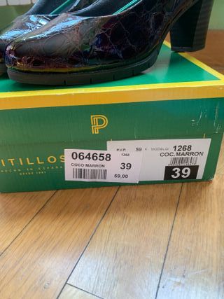 Zapatos en charol