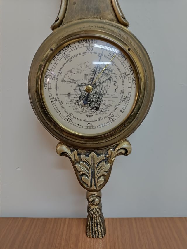 Barometro madera tallada vintage