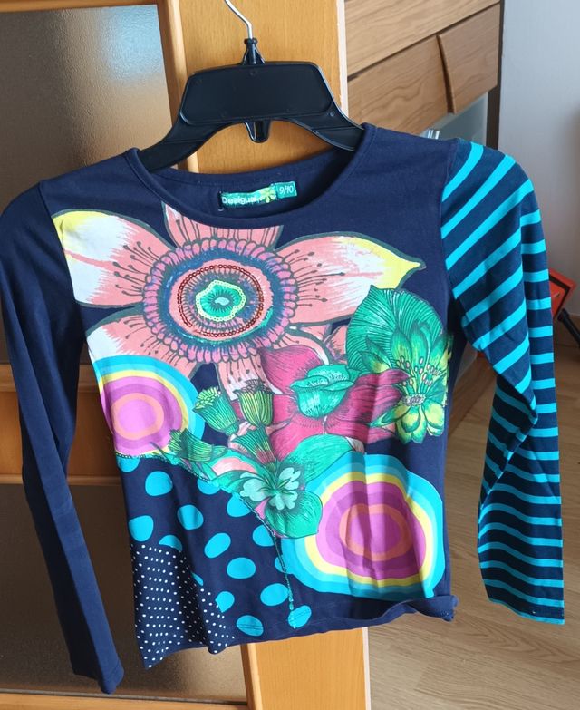 Camiseta Desigual talla 9/10