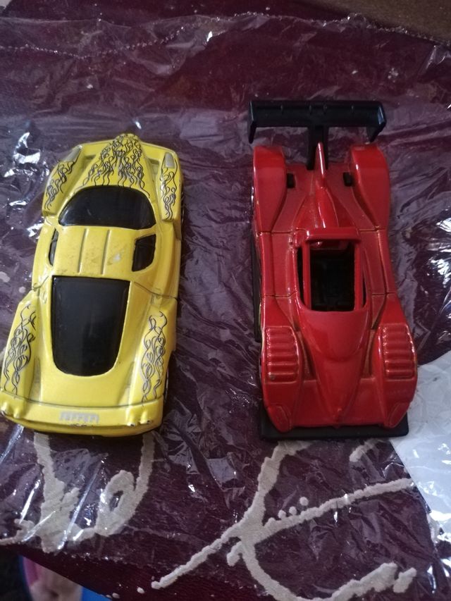 FERRARIS HOT WHEELS COMO NUEVOS