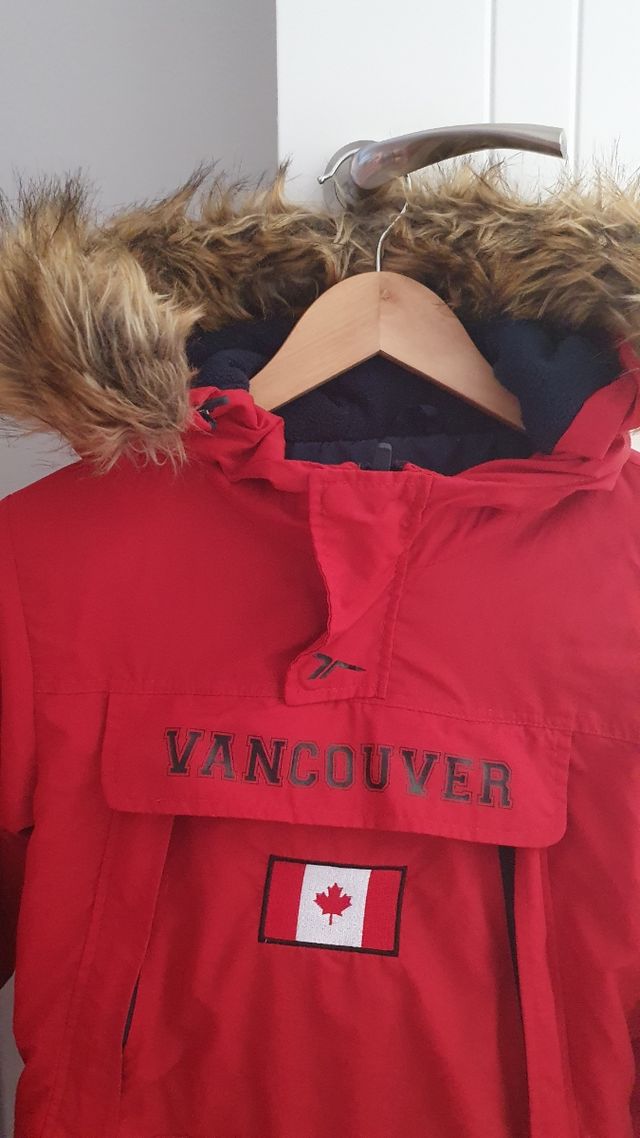 Abrigo/ chubasquero Tenth