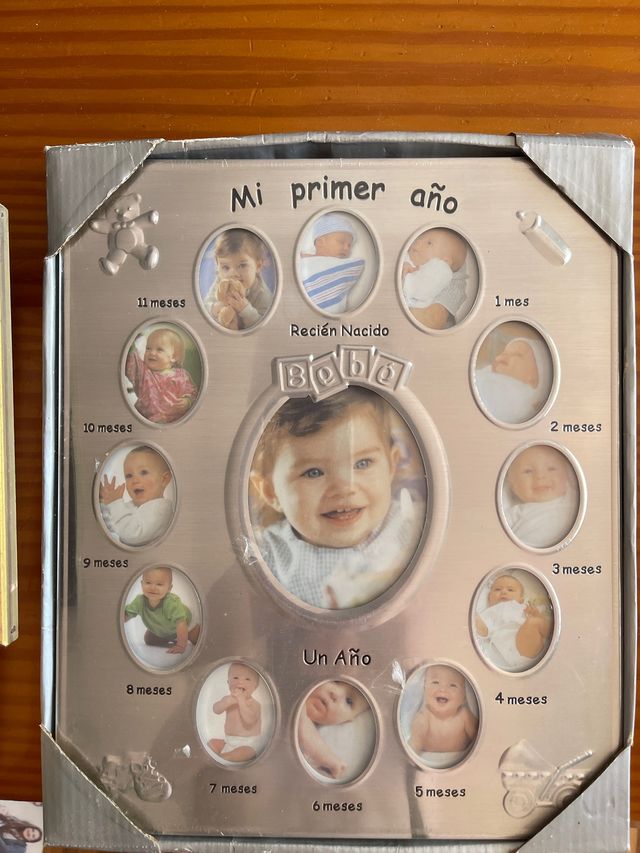 Portarretratos del primer año del bebé