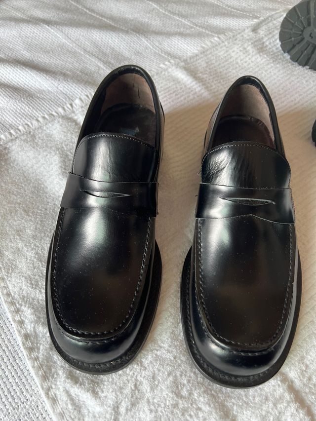 Zapatos negros Caramelo