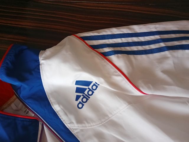 tuta sportiva Adidas