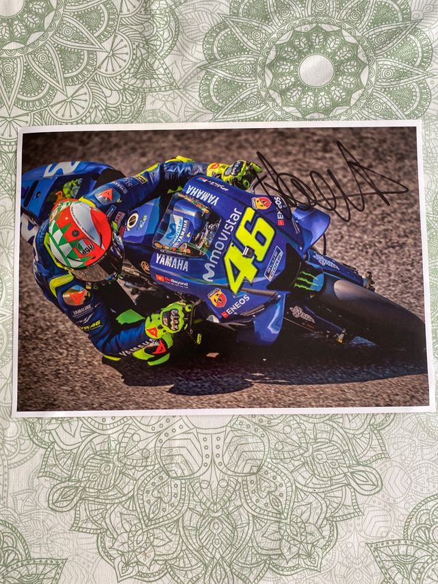 Foto firmada por Valentino Rossi
