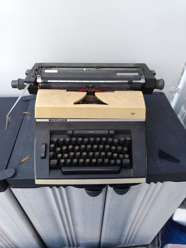 Macchina da scrivere