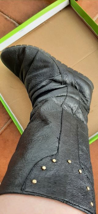 Botas altas piel planas negras n° 34