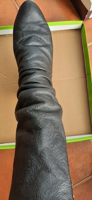 Botas altas piel planas negras n° 34