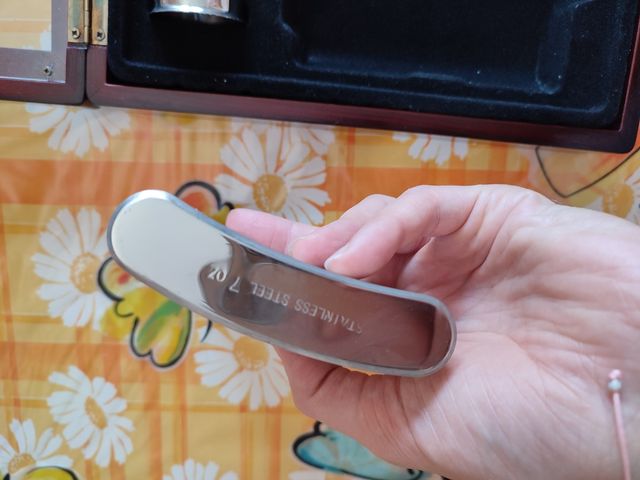 set fiaschetta con 4 bicchieri