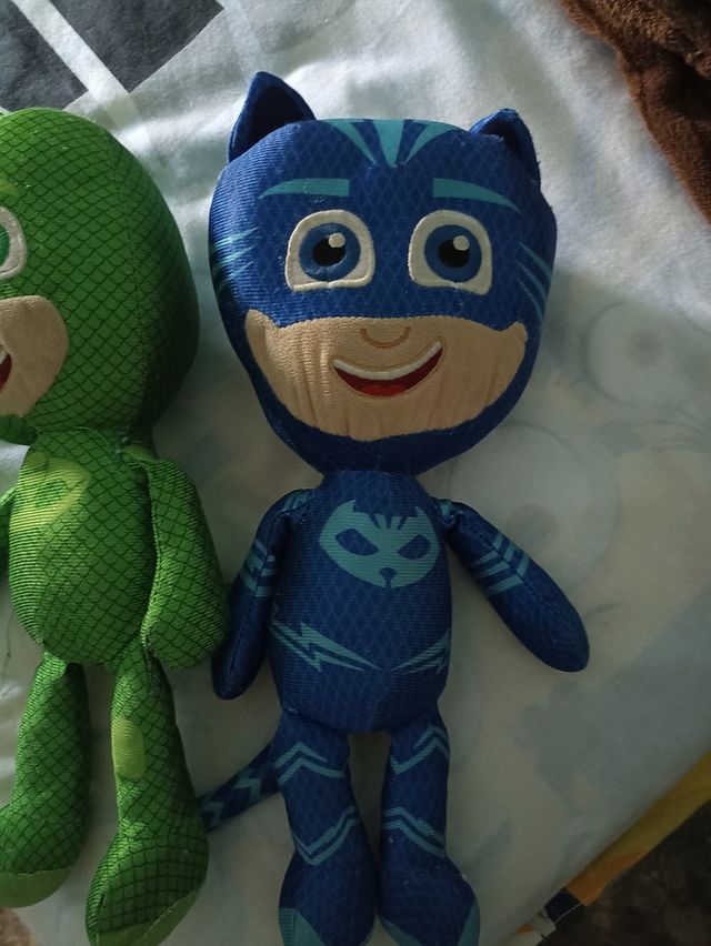 peluches PJ marks gecko y gatuno