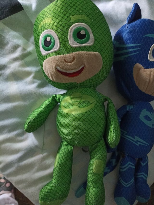 peluches PJ marks gecko y gatuno