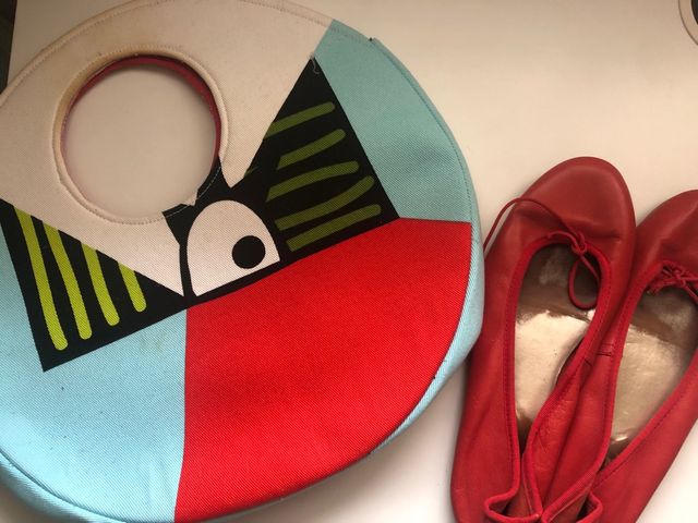 Lote 3 bolsos y bailarinas rojas