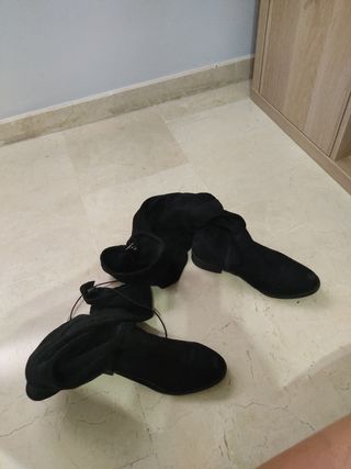 botas altas negras 