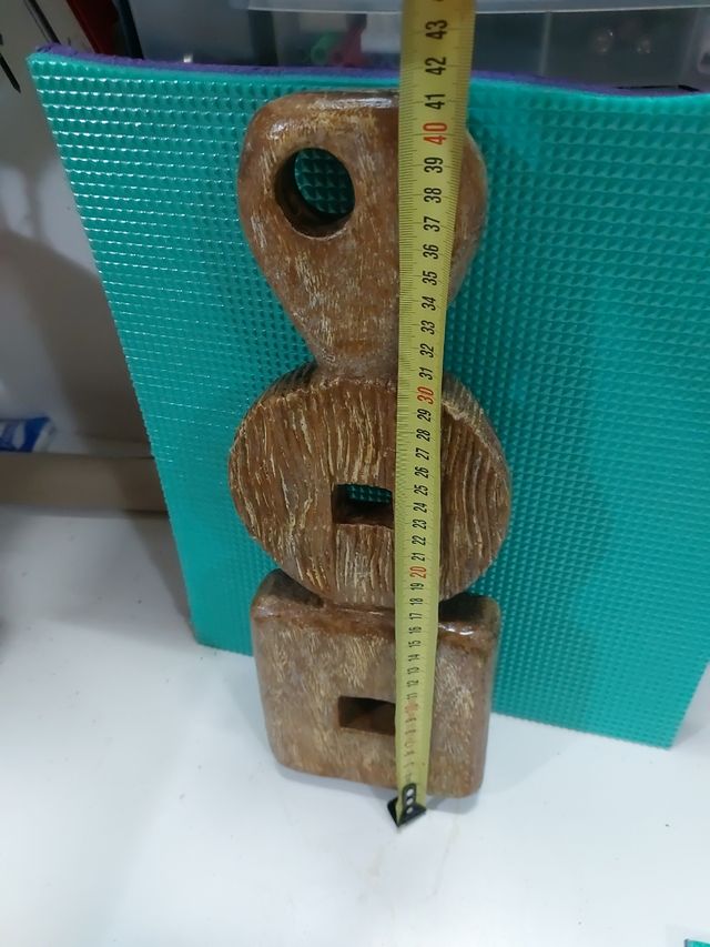 Adorno de madera para casa o jardín