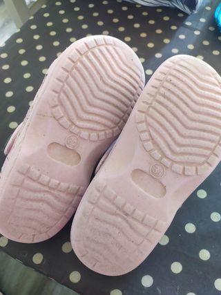 Chanclas zuecos natacion verano