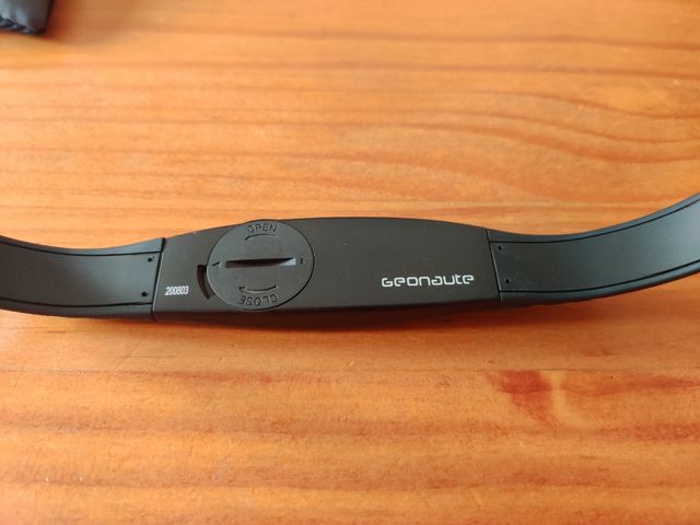 Reloj deportivo con monitor de frecuencia cardíaca