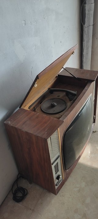 radio y televisión vintage