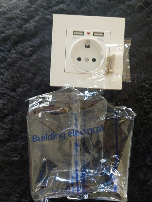 enchufe con 2 USB carga