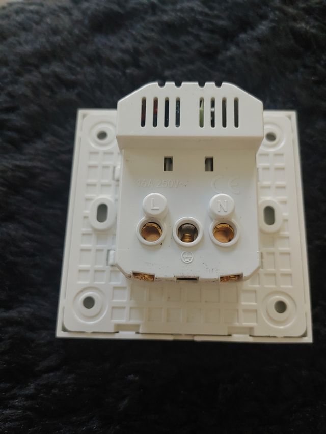 enchufe con 2 USB carga