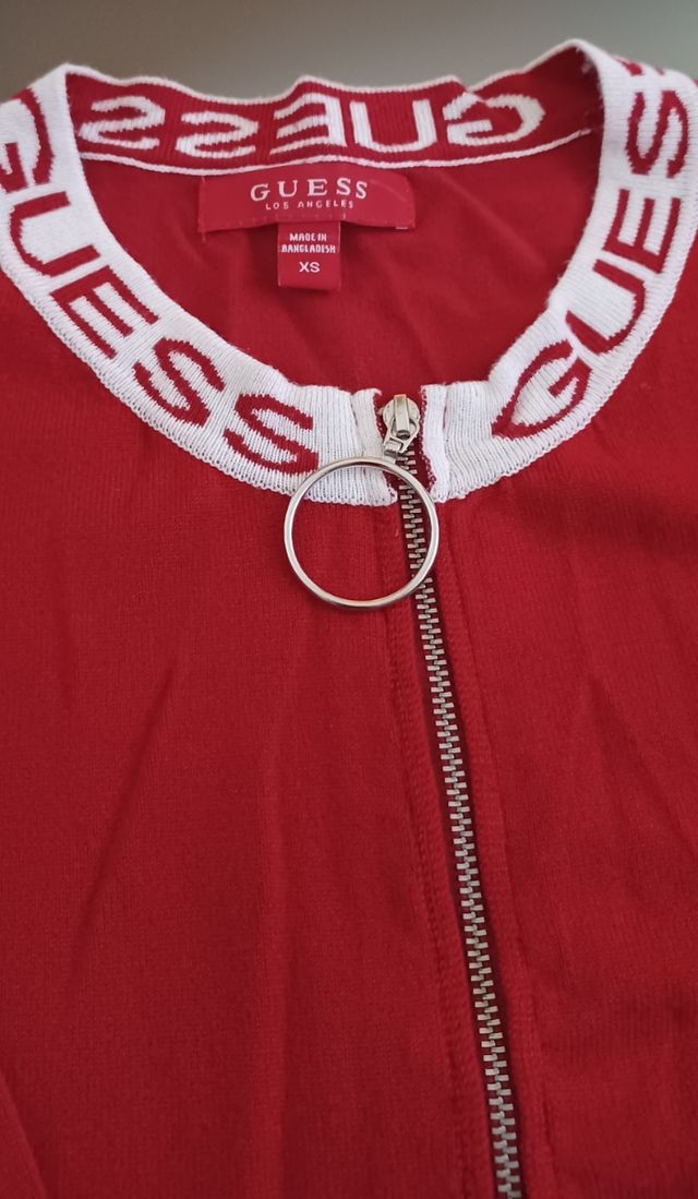 casaco guess