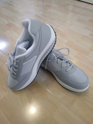 CALZADO BASCULANTE 42 nuevo (hombre/mujer)