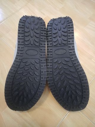 CALZADO BASCULANTE 42 nuevo (hombre/mujer)