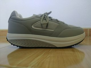 CALZADO BASCULANTE 42 nuevo (hombre/mujer)
