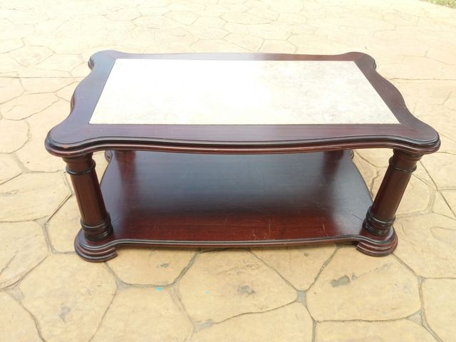 Mesa de Centro Clásica