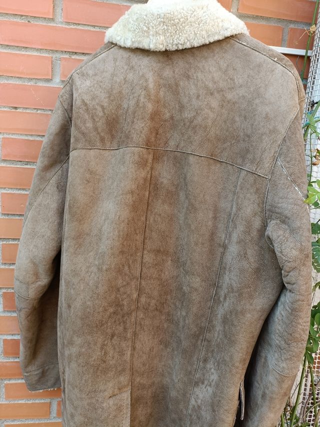 HugoBoss. Abrigo, parka de piel, forro de borrego