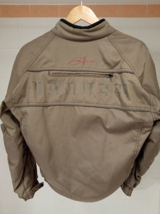 Vendo chaqueta de moto de cordura