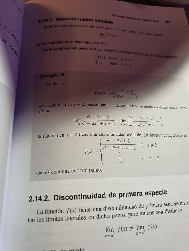 Matemáticas para Economía y Empresa. UNED.