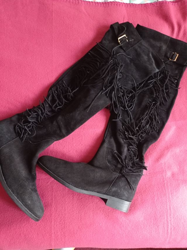 Botas con flecos