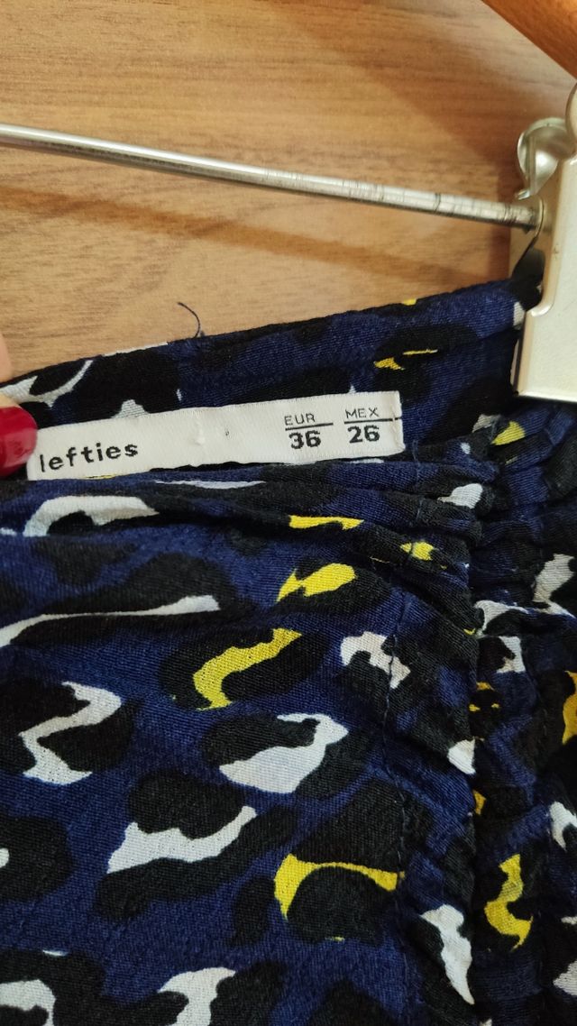 Falda larga fruncida azul marino