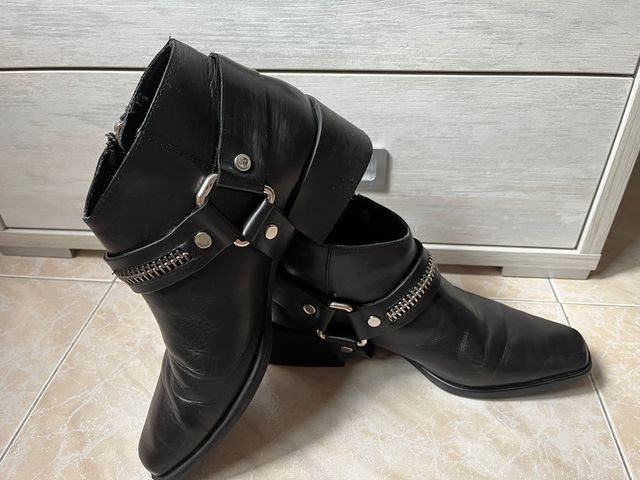 Botines negros T/38