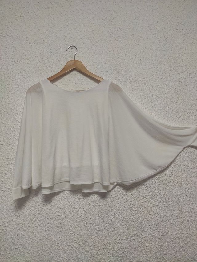 Blusa blanca de Bershka