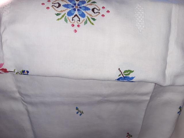 Mantelería Lagartera 8 servicios - 240 * 172