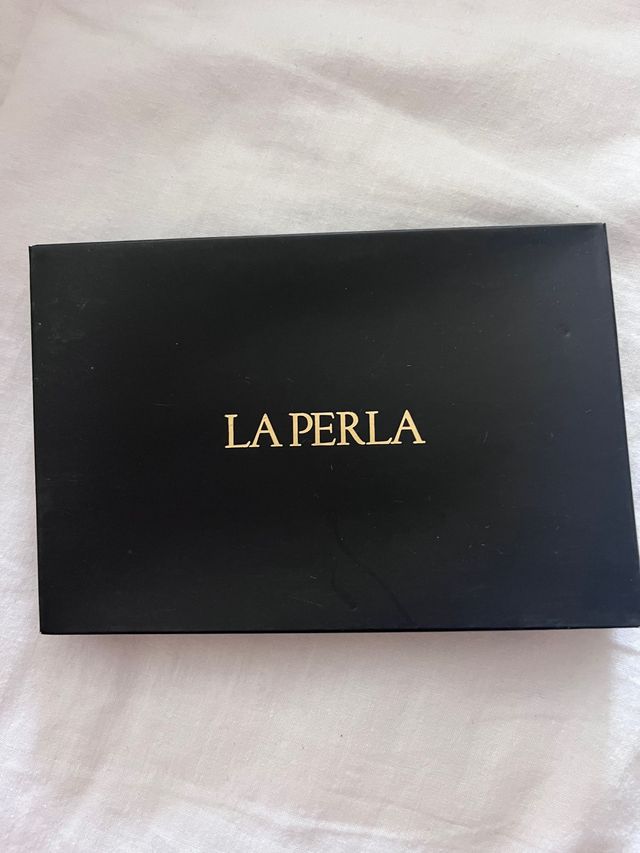 Puño de muñeca en encaje de La Perla