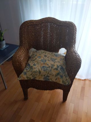 sillón mimbre