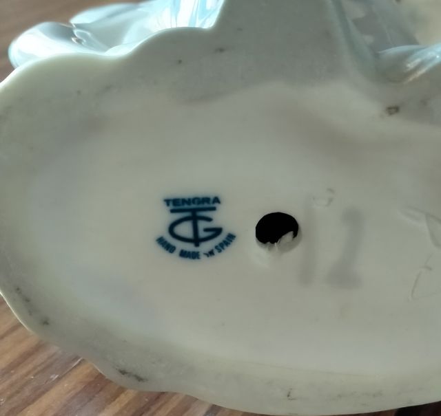 Figura de porcelana Tengra