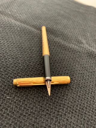 Pluma Parker 
