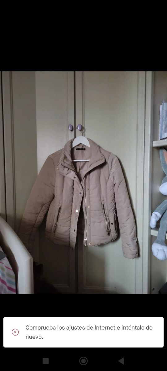 Abrigo acolchado beige