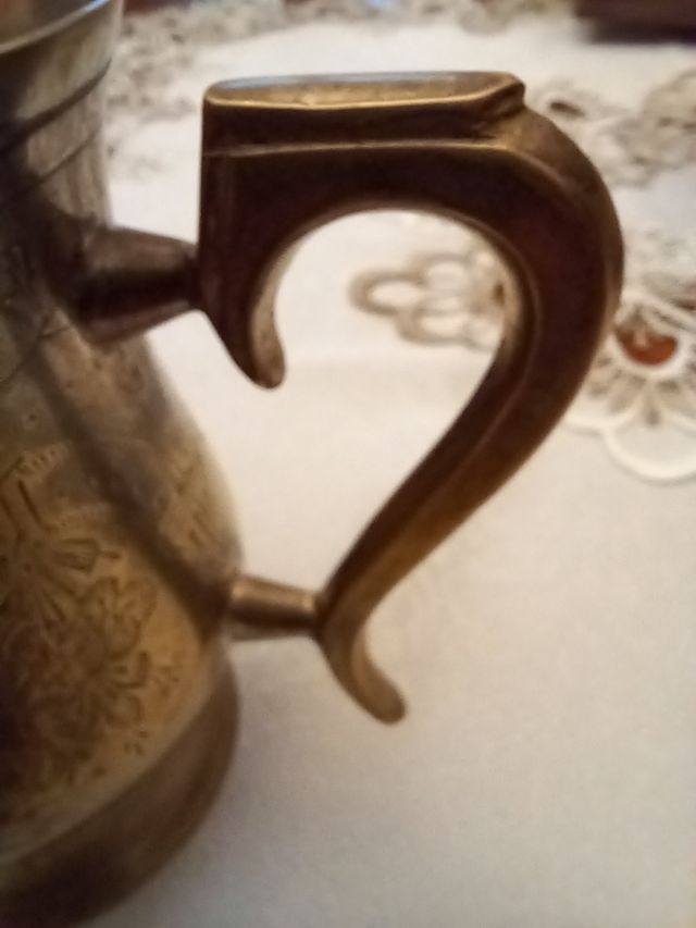 bricco in ottone intarsiato vintage